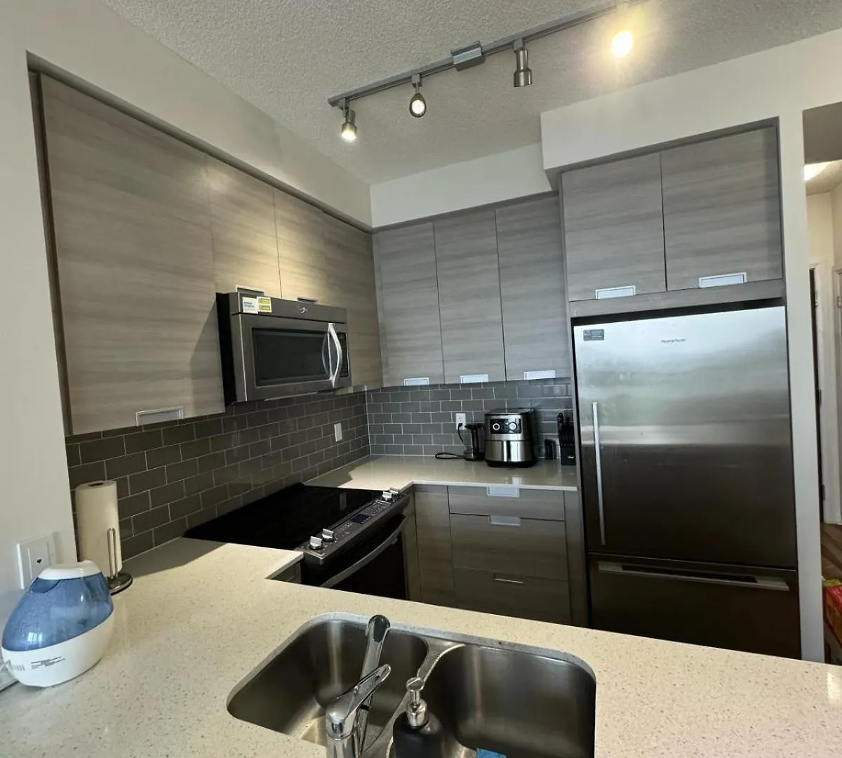 Lovely Home Mississauga